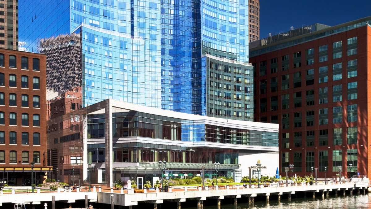 Private Transfers from Boston Logan International Airport to InterContinental Boston