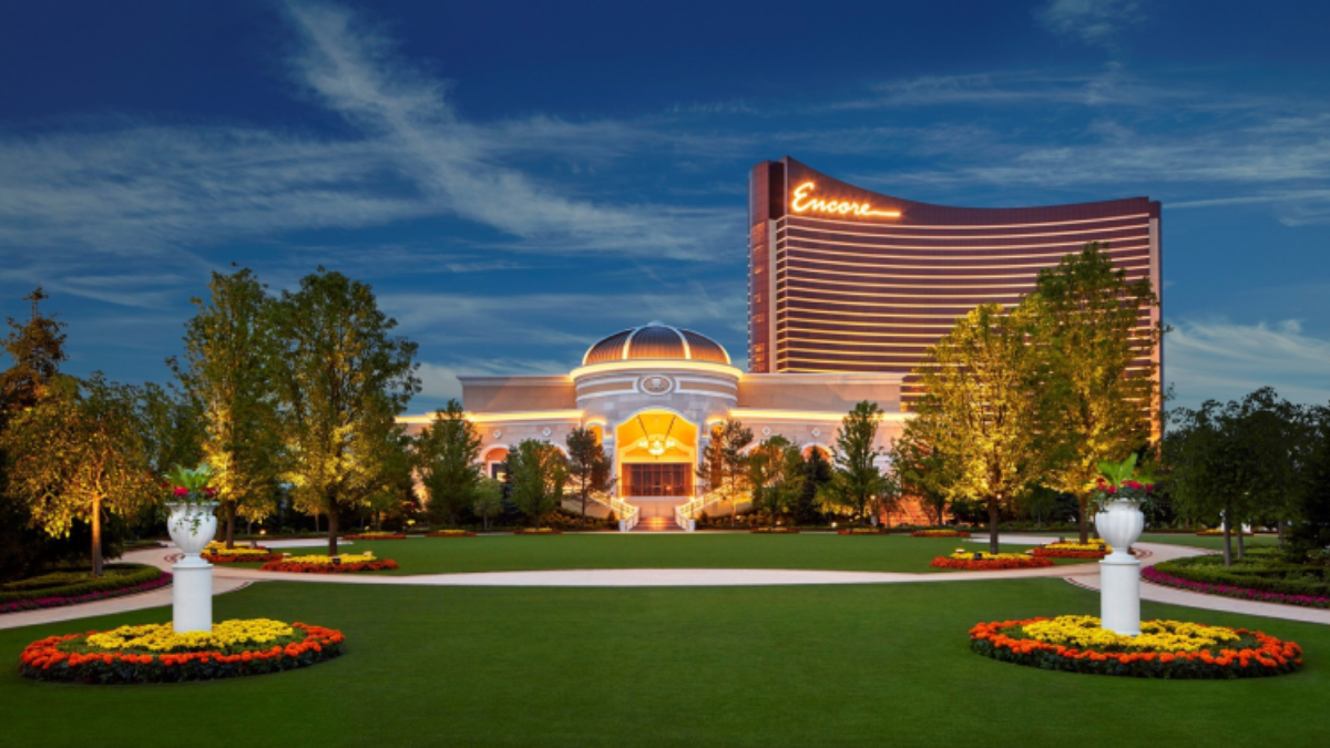 Luxury Boston Airport Transportation to Encore Boston Harbor