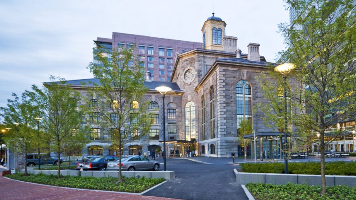 Executive Transportation from Boston Airport to The Liberty, a Marriott Luxury Collection Hotel, Boston